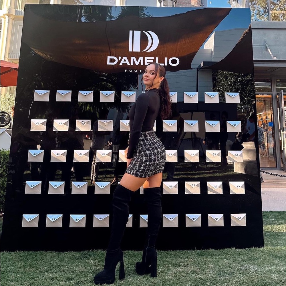 MISTTI PLATFORM KNEE HIGH BOOTS - Picture 2 of 13